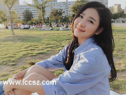 陈晨爆料足球视频播放在线观看,足球盛宴，在线观看精彩不断！  第3张